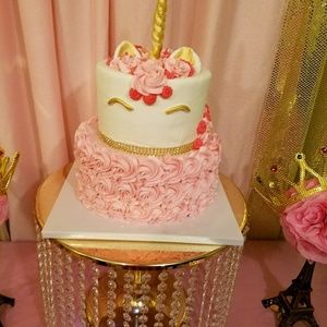 Meet your Posher, Lakeina